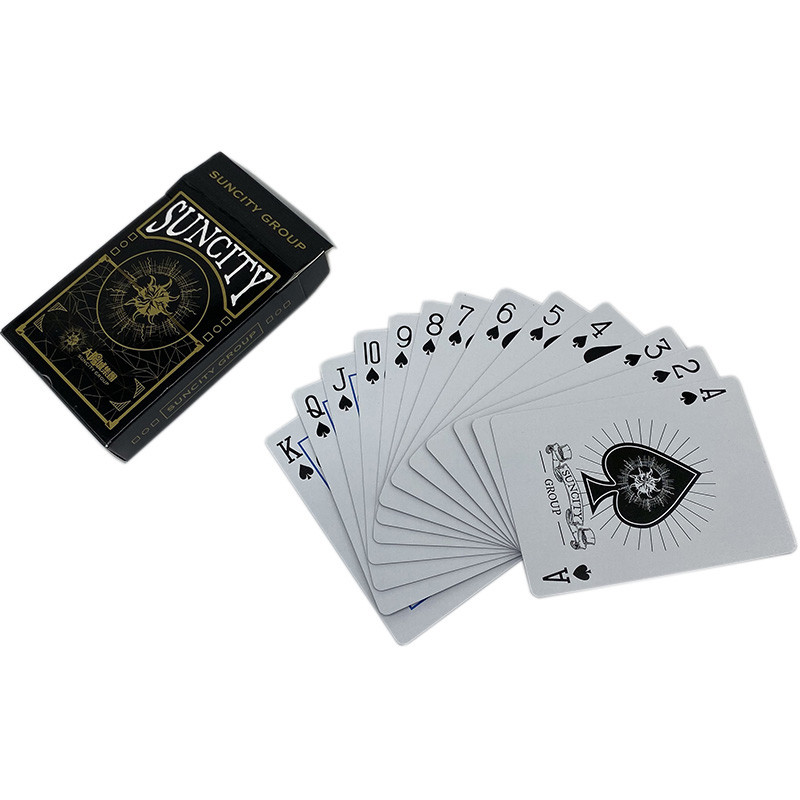 Custom printing deck of black and gold playing cards made in China